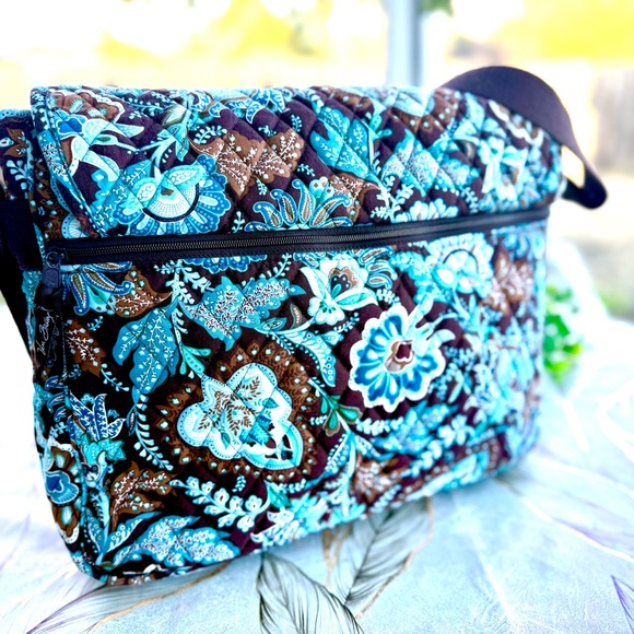 Vera Bradley Women’s Computer Bag Crossbody Java Blue Brown Floral Retired. - Picture 4 of 13